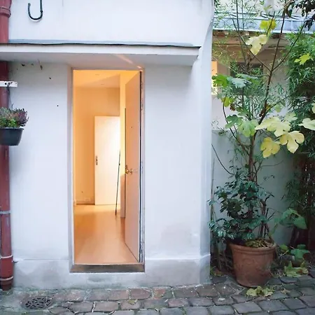 Charming In A Courtyard In * Paris