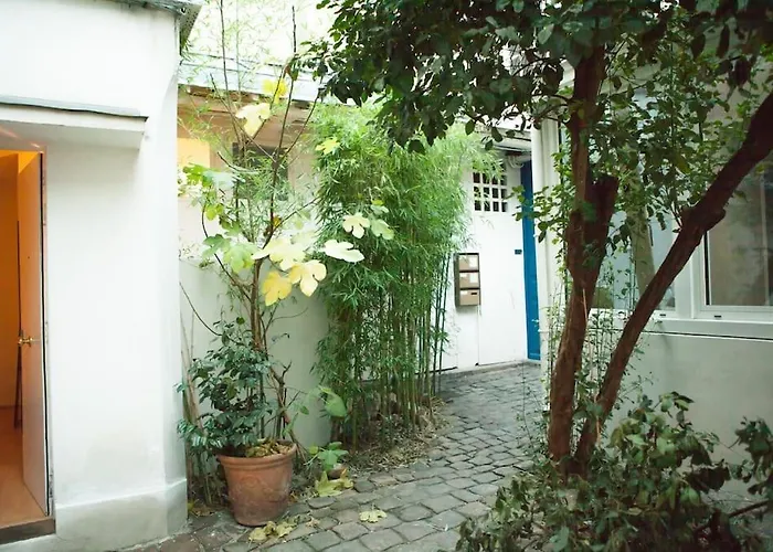 Apartament Charming In A Courtyard In Paryż